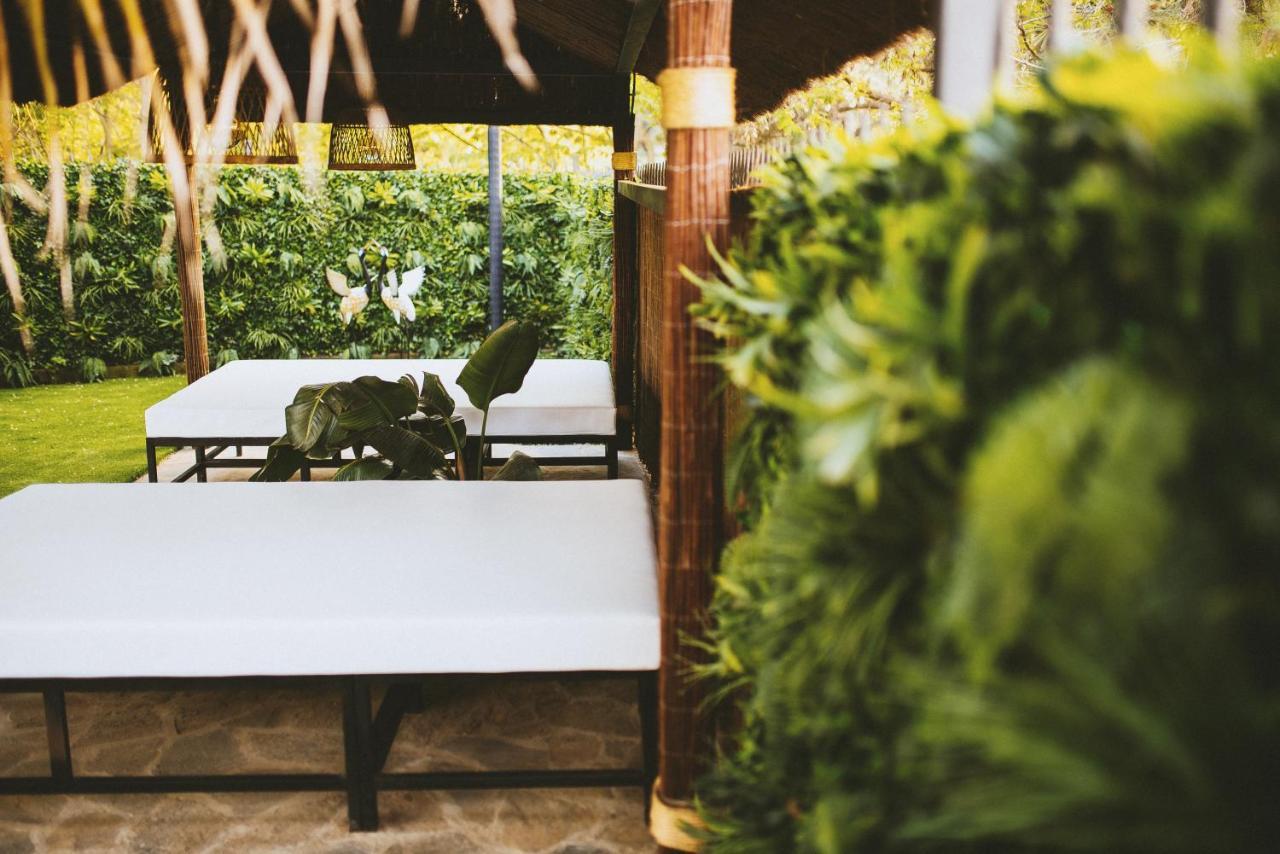 Caribbean Lodge *